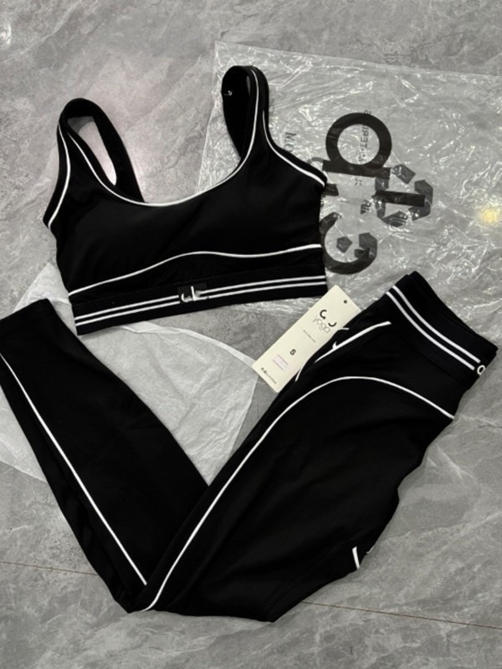 Athletic Black Crop Top & Legging Set with White Piping - Picture 2 of 5
